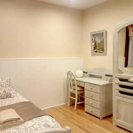 Apartamento With 3 Bedrooms In Bilbo With Wifi