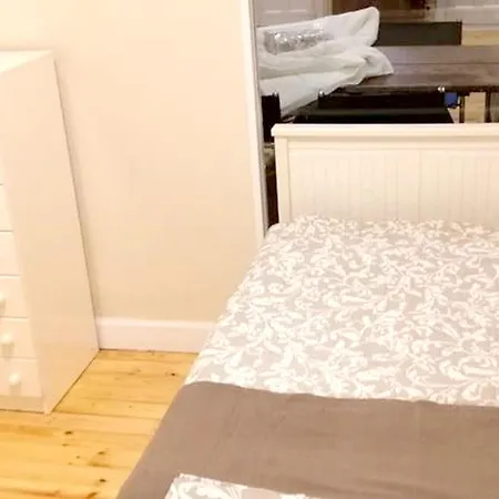 With 3 Bedrooms In Bilbo With Wifi Μπιλμπάο